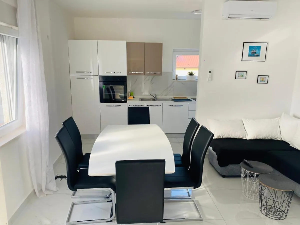 Davorka Apartment Medulin